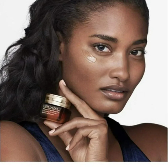 Estee Lauder Advanced Night Repair Eye Supercharged Complex Synchronize Recovery - Picture 3 of 3